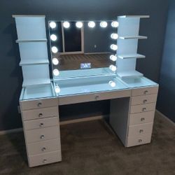 Brand New Vanity Set 
13 Drawers Desk
Tempered Glass
Diamond Knobs
Hollywood Bluetooth Mirror 
LED Light 
Adjustable Light
$989 + Tax 
Add 2;Side Shel