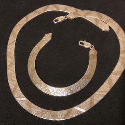 18” Sterling Silver 925 & 14k Gold Wide Herringbone Set With Matching Bracelet. 7” …reversible ( MILOR 925)