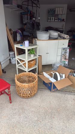 Multifamily GARAGE SALE