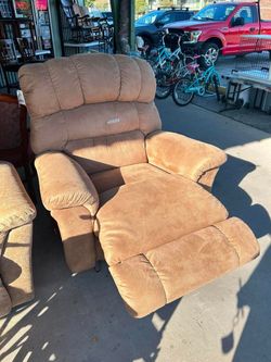 Comfortable Tan Reclining Chair / Recliner