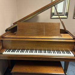 Baldwin Parlor Grand Piano, Model R
