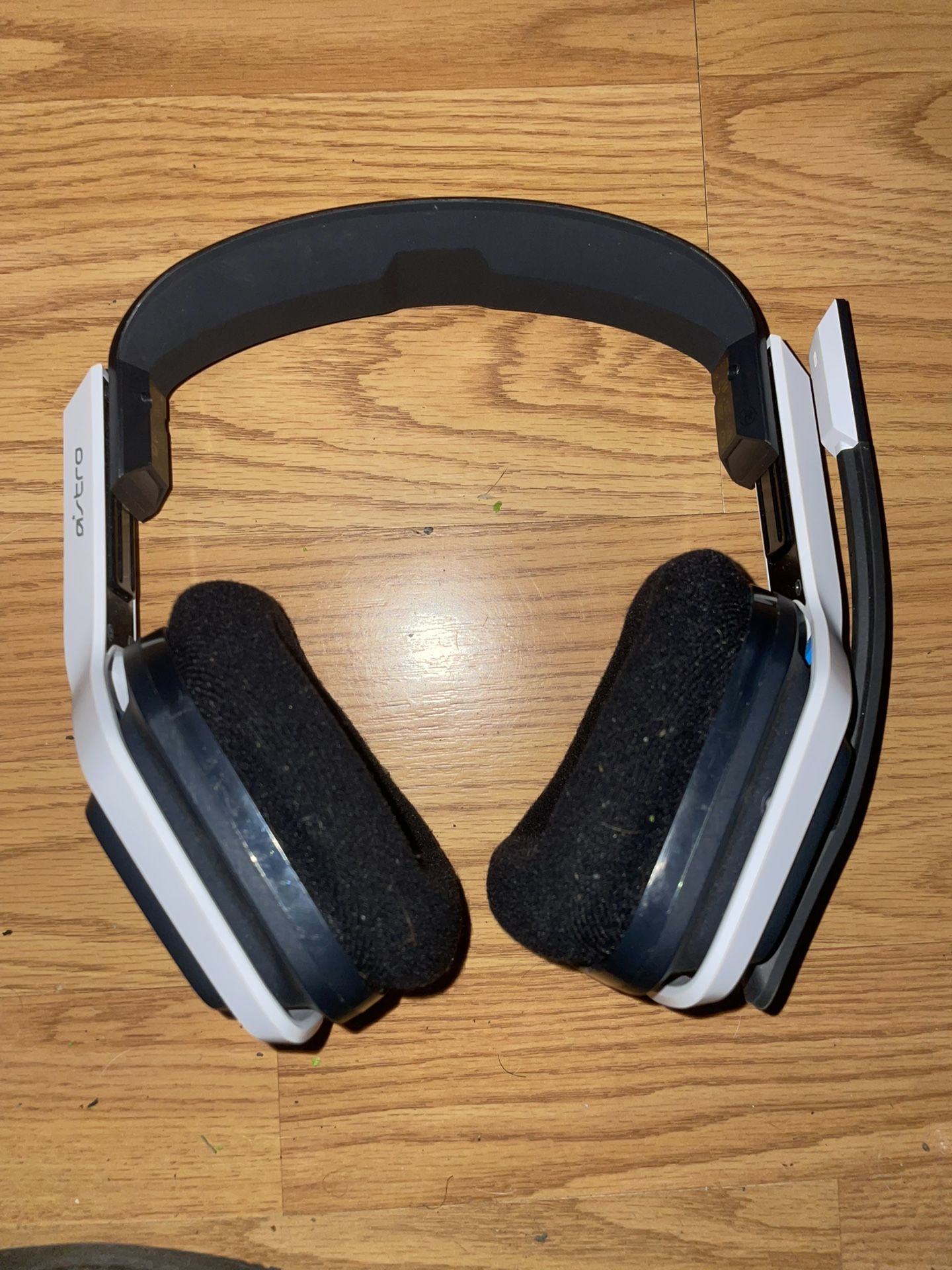 Astro A20 Wireless Gaming Headset
