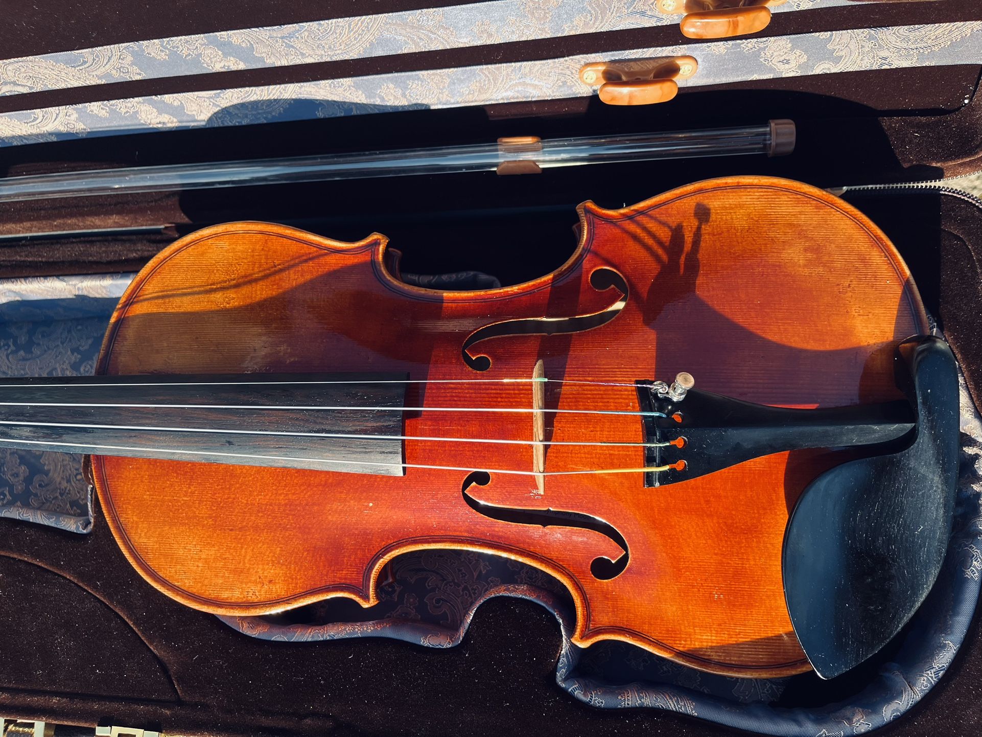 Howard Core NEW violin 4/4 Offer Accepted!