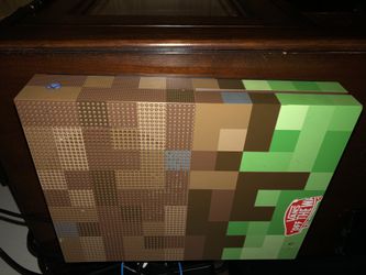 Xbox One S 1 Terabyte Minecraft Edition