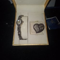 Watch N Pin Set