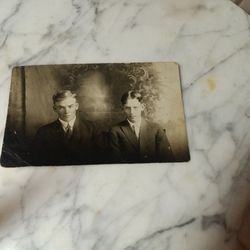 1900 & 1910 Post Card Frank And Otto Lentz They Were Professional Magicians Brodhead Wisconsin Make Offer, Gave Them When Show Over. 