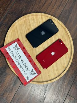 Unlocked iPhone 8 📱 – Compatible with All Carriers! Get Yours Today!-Smartphone