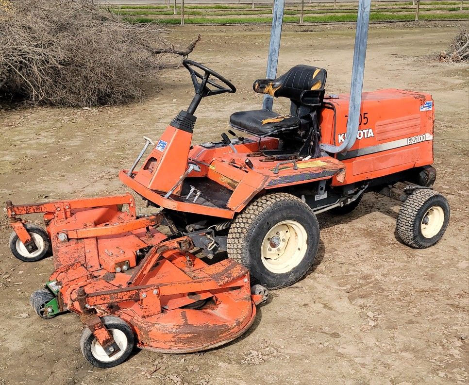 Kubota F2100 Diesel Mower