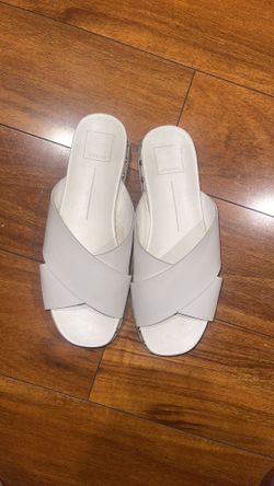 Dolce Vita Sandals Size 8.5