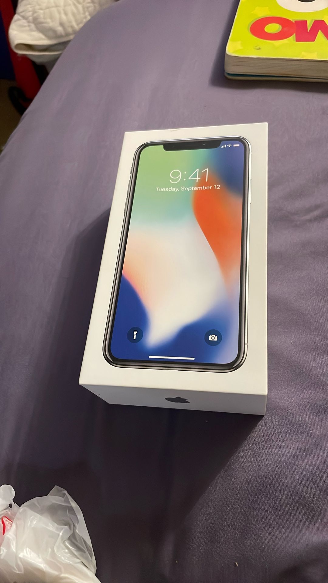 Iphone X BOX ONLY