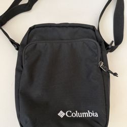 Columbia Crossbody Black Purse Bag Wallet 