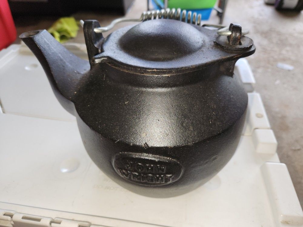John Wright Cast Iron steam pot Kettle