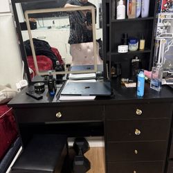 Vanity Good Condition 