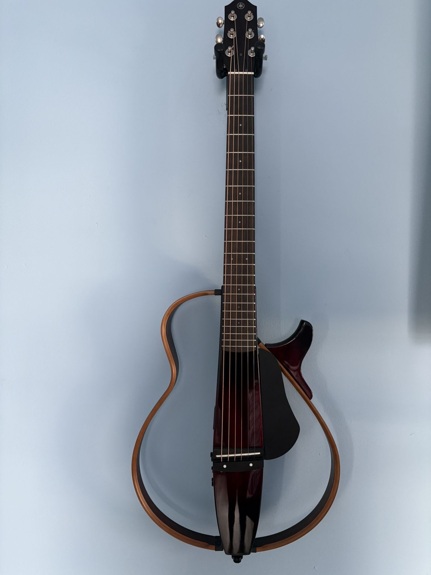 Yamaha SLG200S Silent Guitar (Tobacco Sunburst)