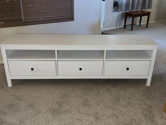 IKEA Hemnes TV unit
