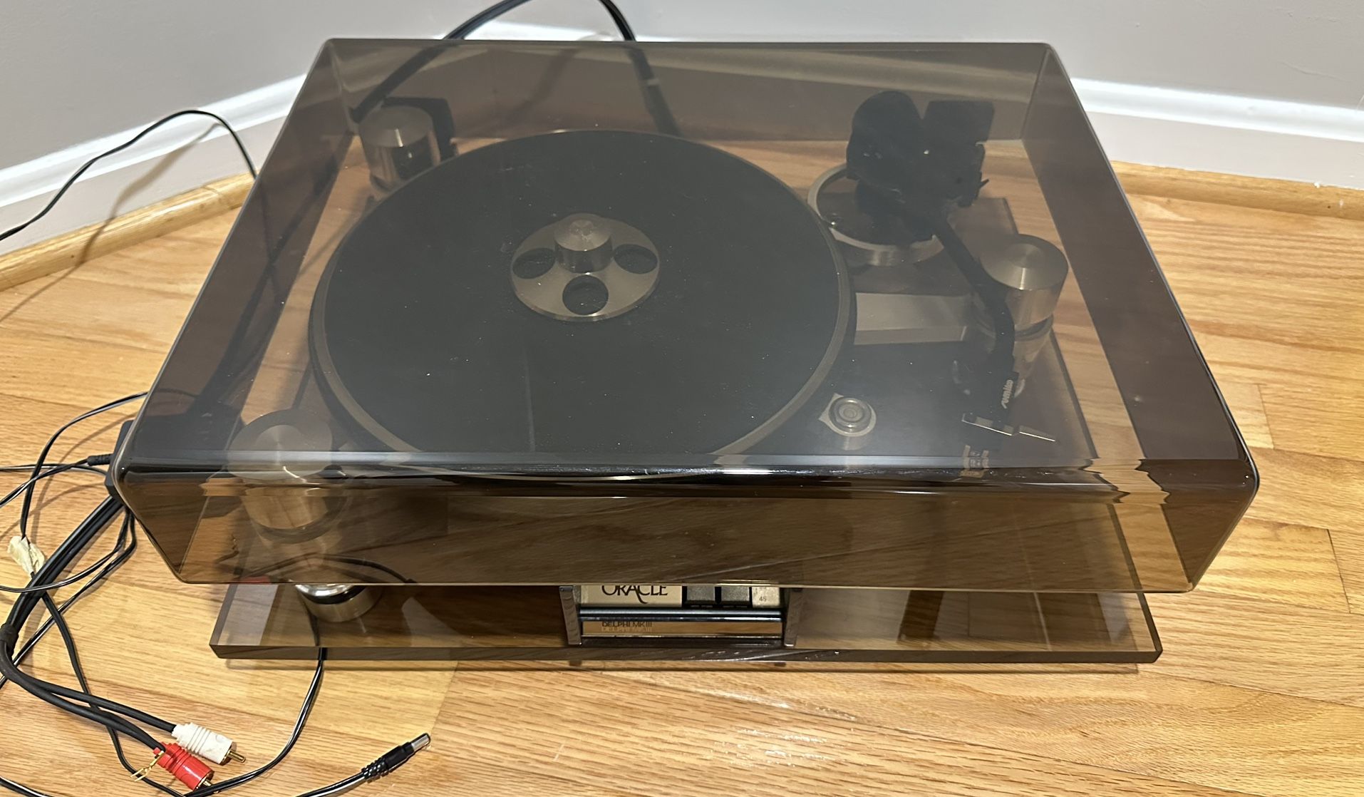 Vintage Record Player - Oracle Delphi Mk III