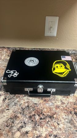 Crosley cr8005f-bk record player