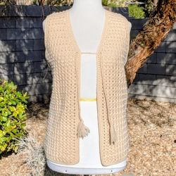 Vintage Crocheted Ivory Charles & Co Women's Med Wool Knit 1970's Vest Top GUC