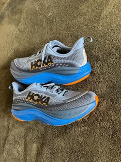 HOKA RUNNING SHOES