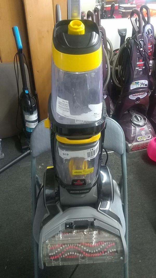 Bissell pro heat 2X Revolution yellow for Sale in Riverside, CA OfferUp