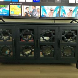 70” Buffet
