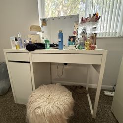 Vanity With Chair