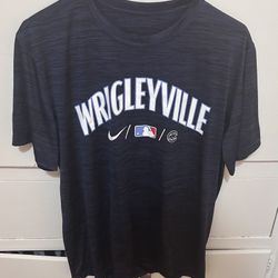 Wrigleyville Cubs Men’s Size Large Shirt 