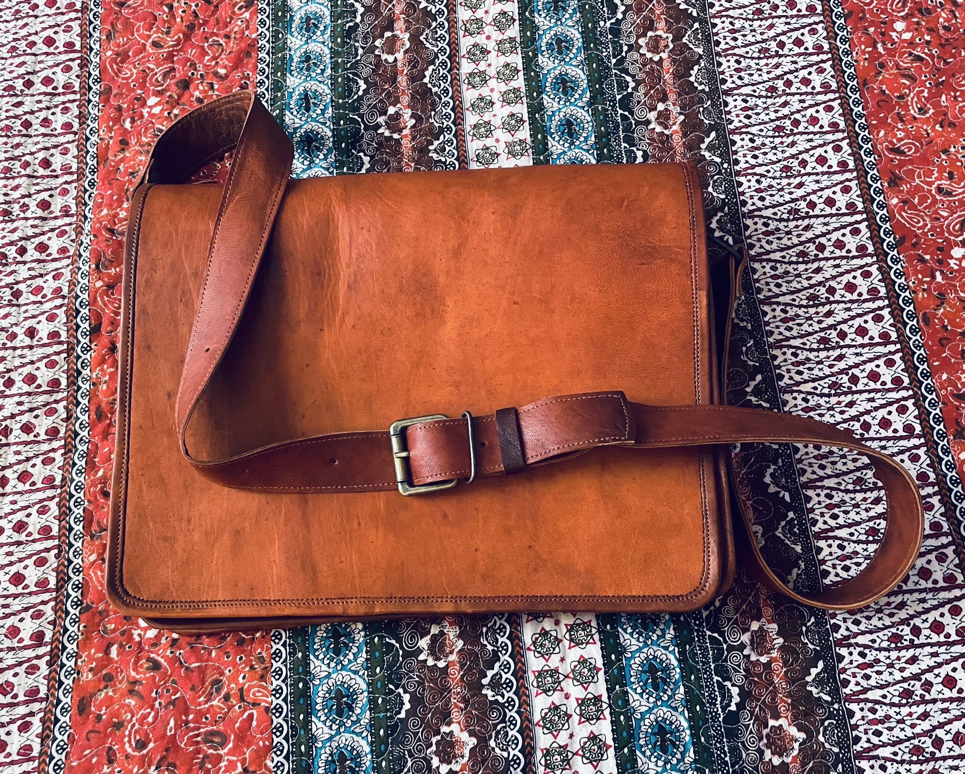 New Leather Book And Computer Over-the-Shoulder Bag