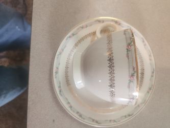 Taylor Antique 9 Teacups And 9 Saucers