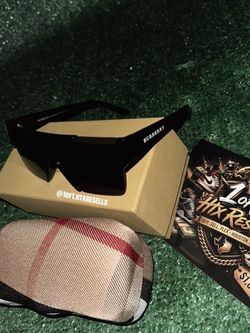 Burberry Black Sunglasses with Case