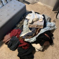 Free Women’s Clothes Medium