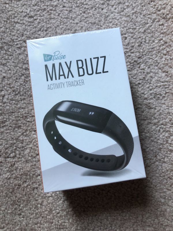 fitbit max buzz