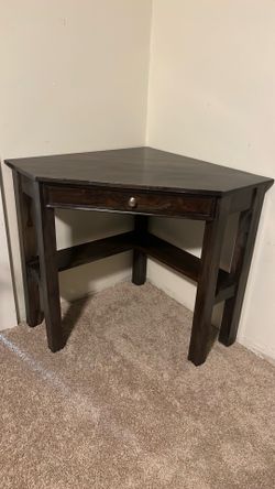 Solid wood, corner desk