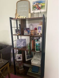 Bookshelf