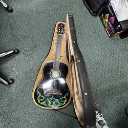 ESTEBAN DUENDE (BLACK) ACOUSTIC GUITAR W/ CASE SELLING FOR $139‼️