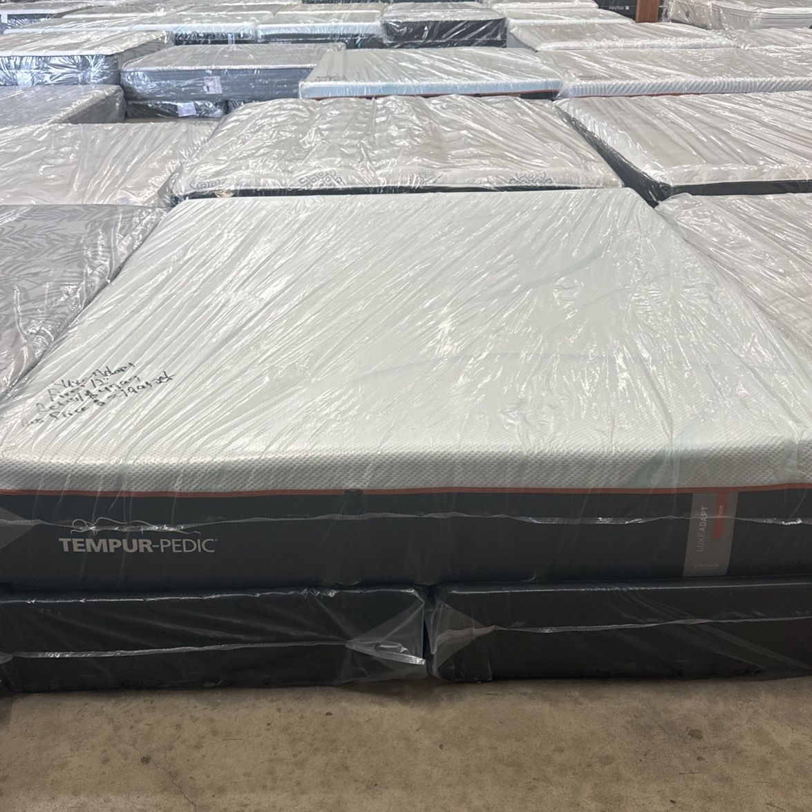 Tempurpedic LuxeAdapt Firm Mattress