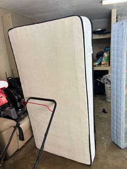 Twin size bed and bed frame