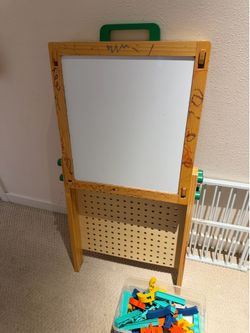 Kiwico Marble Run and easel