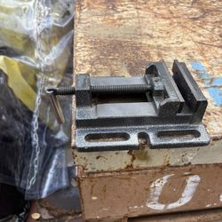 Welders Vise Hand Tool