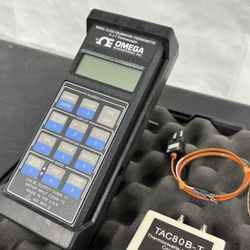 Omega CL23A Digital Calibrator / Thermometer, Like New!