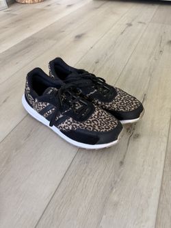 Adidas Women’s Retrorun Leopard Running Shoes