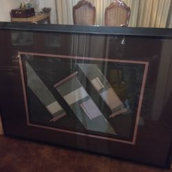 Picture Goes On The Wall