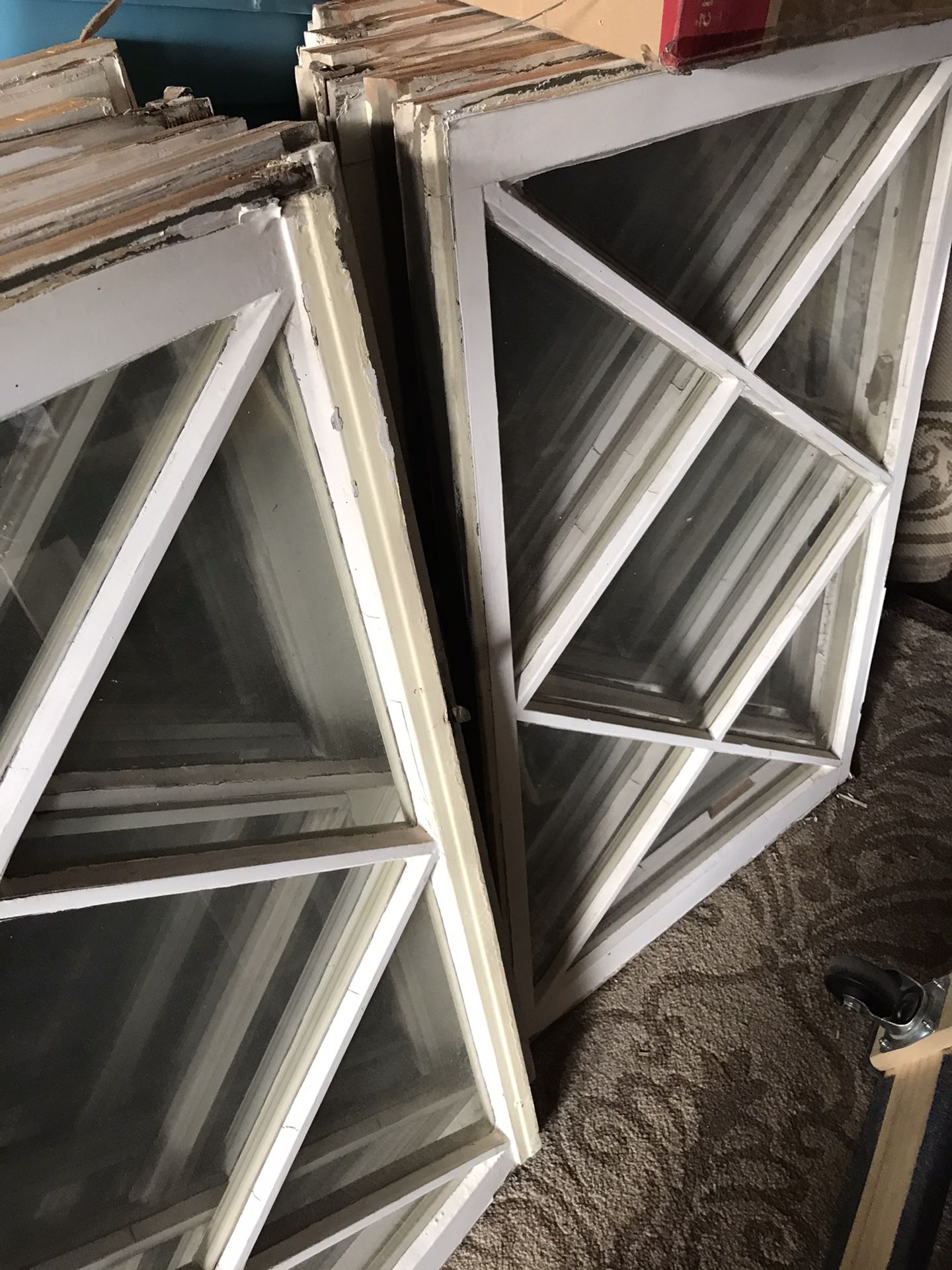 Vintage diamond windows