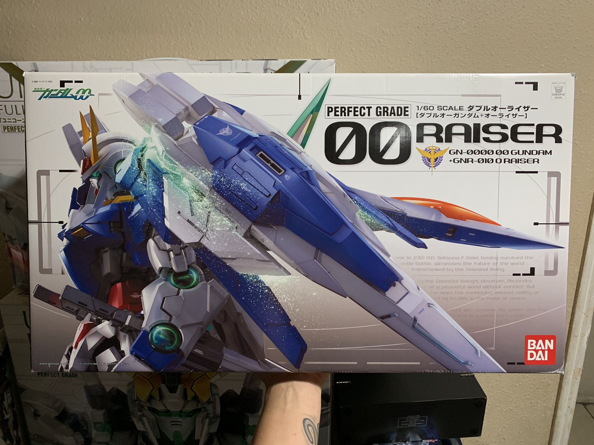 1/60 Perfect Grade 00 Raiser Gundam