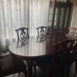 Table, Hutch And Buffet Cabinet