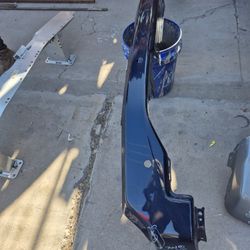 Gmc Sierra 1500 Front Bumper Oem 