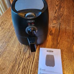 Bella 2 Quart Air Fryer Brand New 