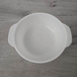 Vintage Fire King Anchor Hocking Casserole Dish, 1-1/2Qt.
