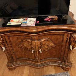 Beautiful Wood Cabinet Dresser Shelves 