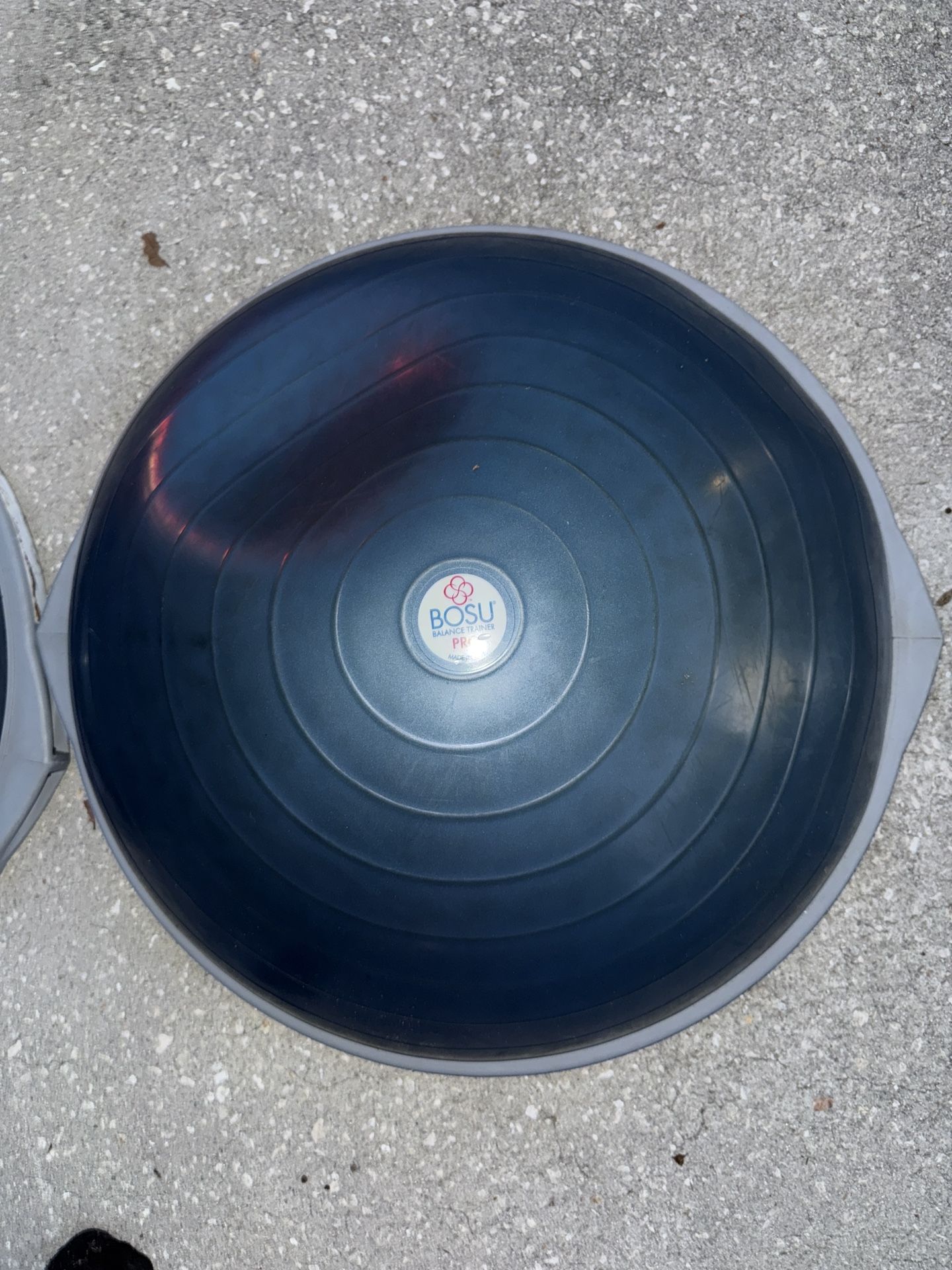 BOSU SPORT Balance Trainer